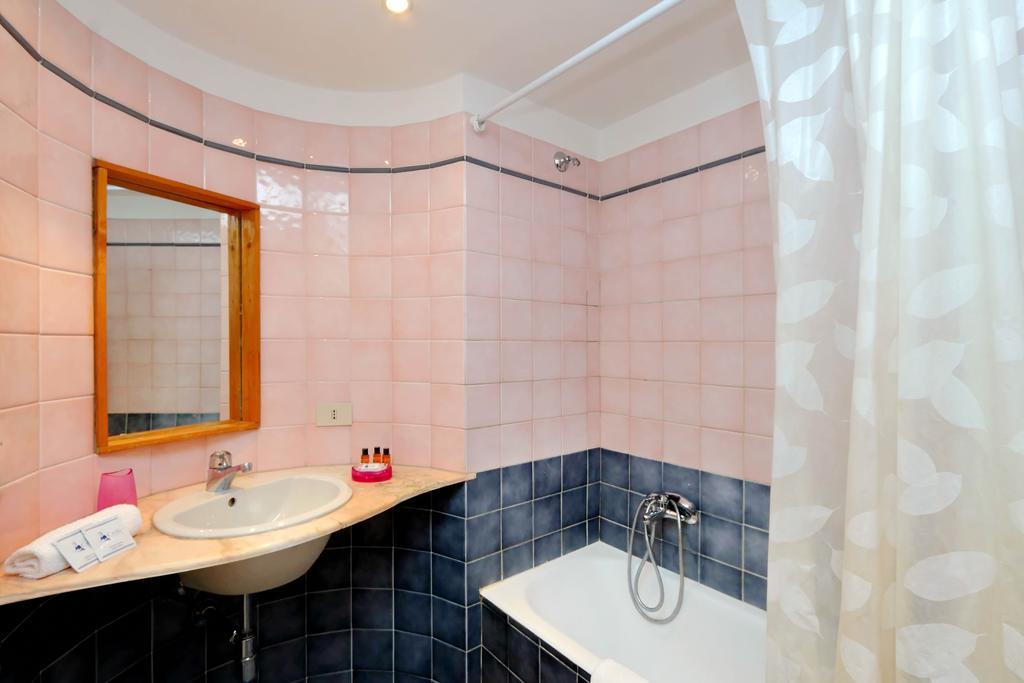 Unita Apartment Рим Екстериор снимка