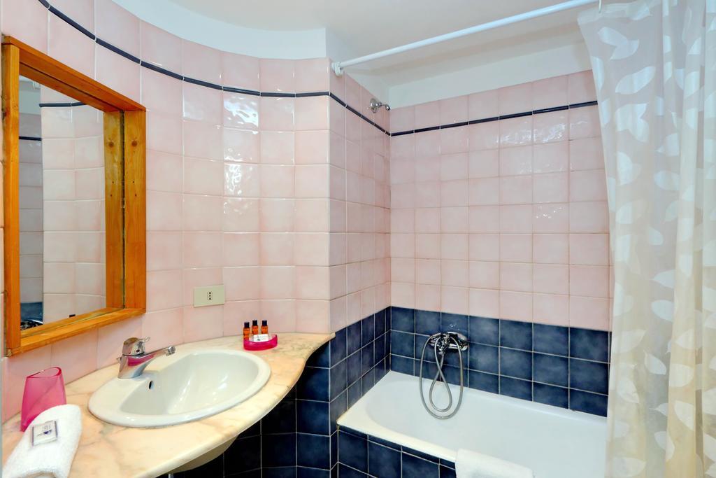 Unita Apartment Рим Екстериор снимка