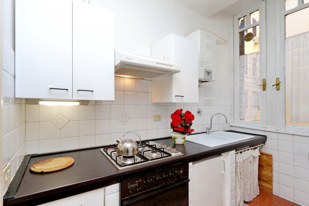 Unita Apartment Рим Екстериор снимка